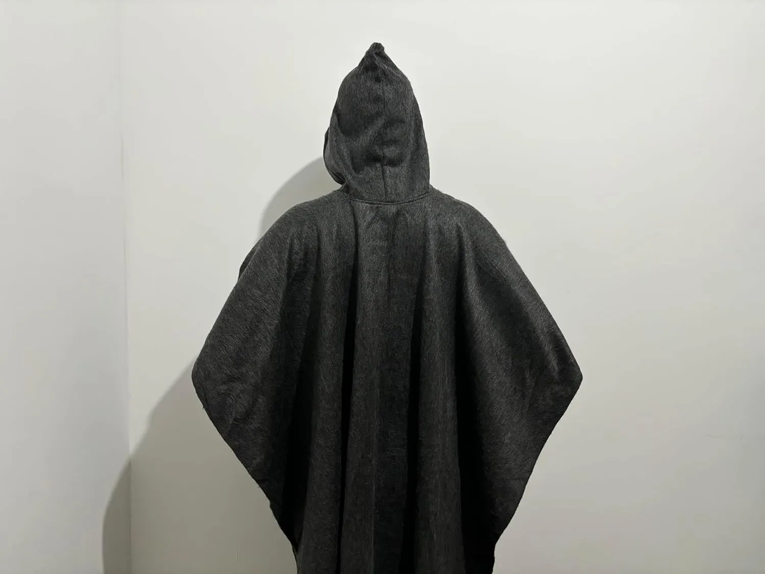 ALPAKITAS Premium Alpaca Wool Poncho for men and women  Western Hooded Cape for Men & Women  Soft & Warm Mexican ponchos