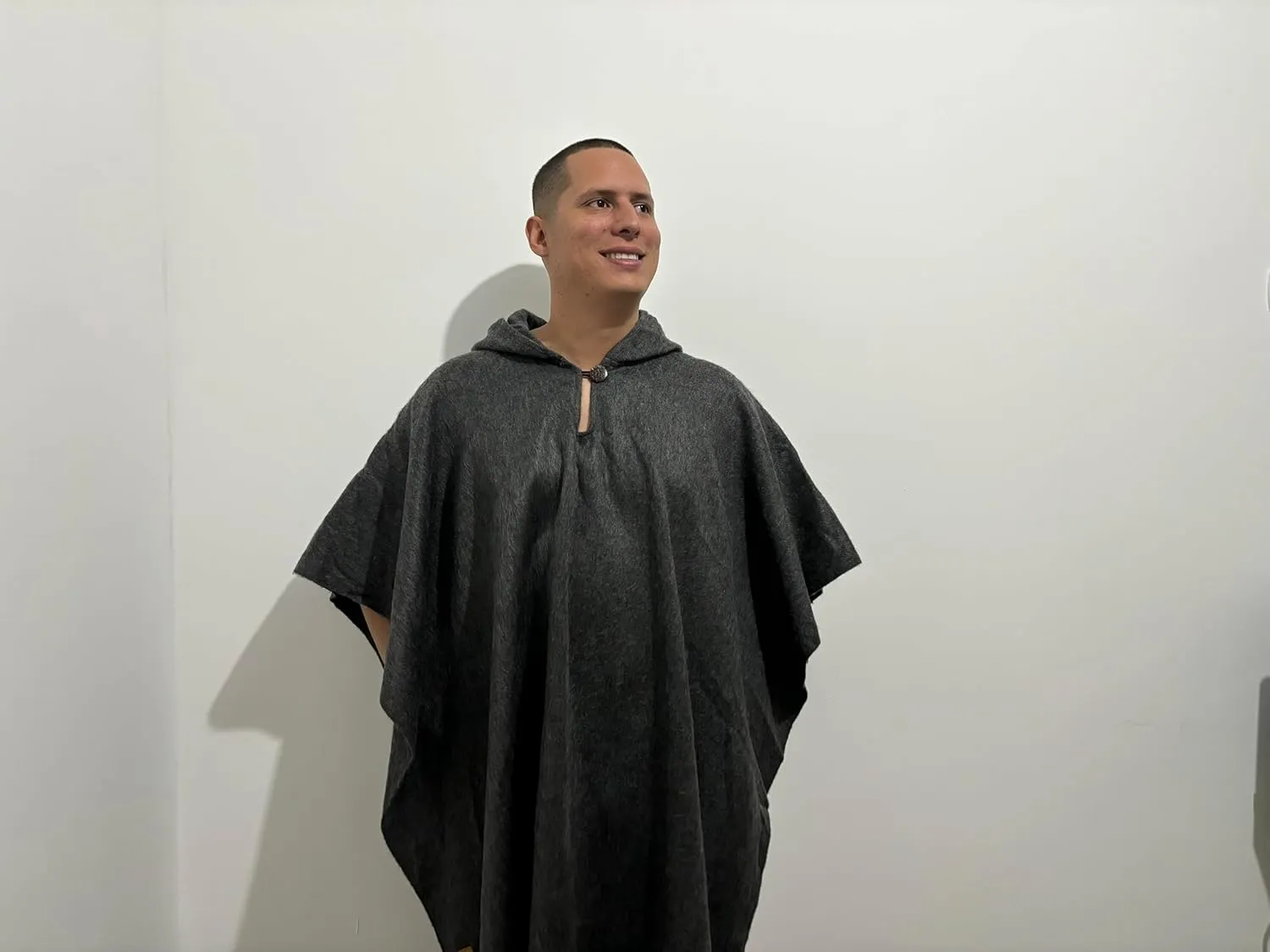 ALPAKITAS Premium Alpaca Wool Poncho for men and women  Western Hooded Cape for Men & Women  Soft & Warm Mexican ponchos