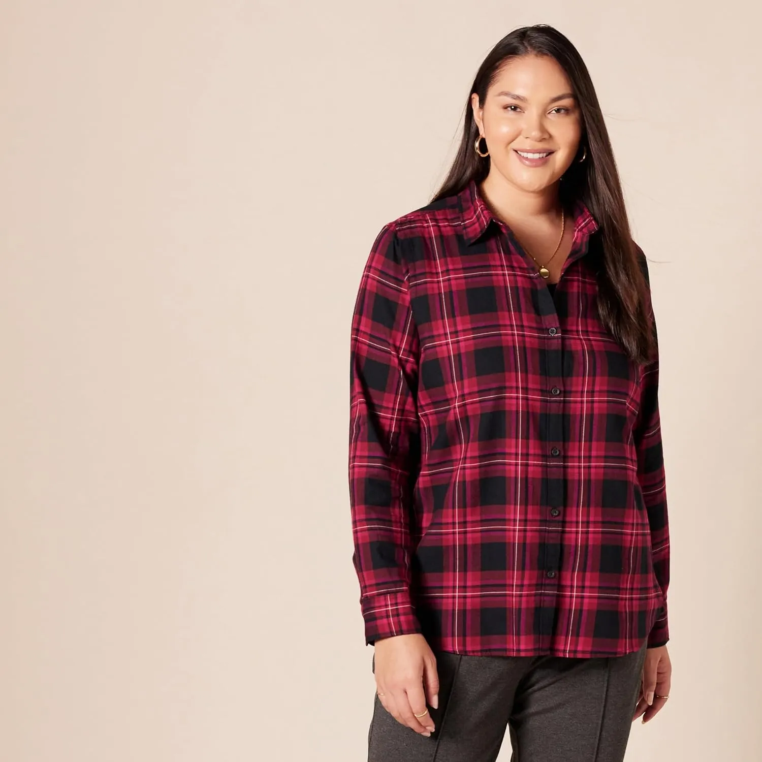 Amazon Essentials Women's Classic-Fit Long-Sleeve Lightweight Plaid Flannel Shirt