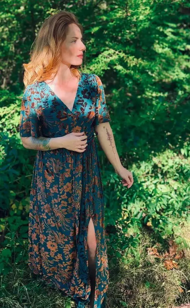 Maxianever Velvet Maxi Dresses for Women Floral Short Sleeve V Neck Long Wedding Guest Gown with Slit